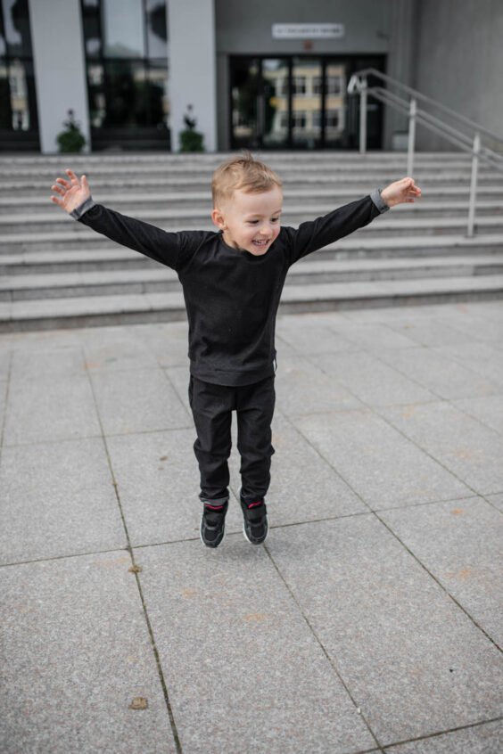 Trousers and long sleeve t-shirt set for kids